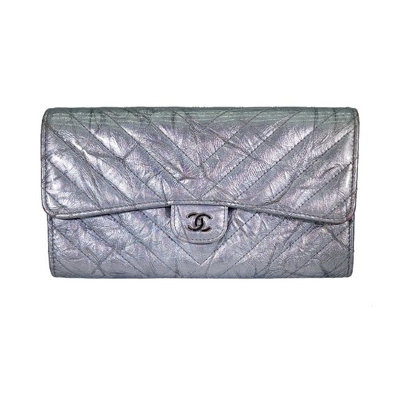 Chanel Silver Chevron Quilted Patent Leather L Gusset Flap Long Wallet 2018 - Picture 1 of 12